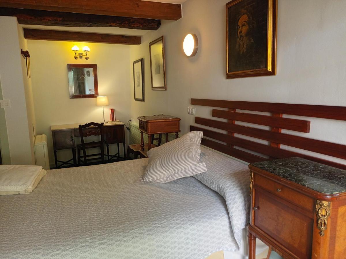 Hostel Mercadoiro